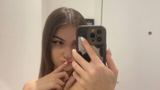 LaraFeld
